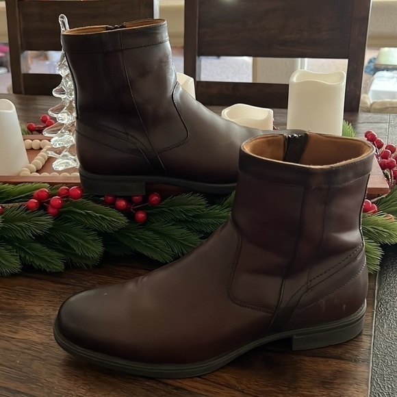 Florsheim Midtown Plain Toe Boot | color cognac | size 11 main image 12